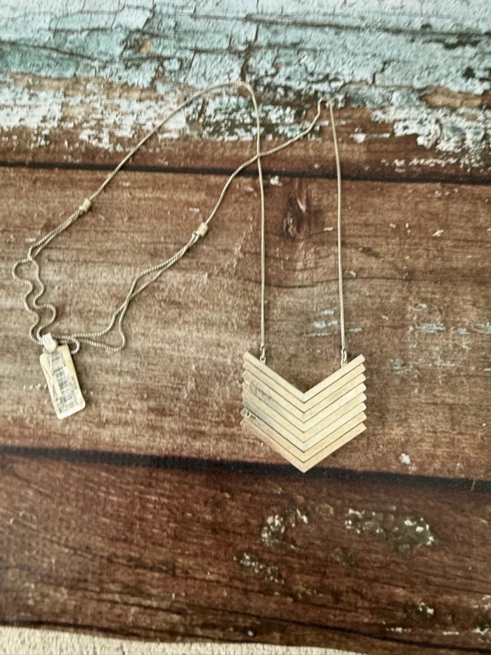 Madewell Silver Chevron Layered Pendant Necklace - Picture 3 of 7